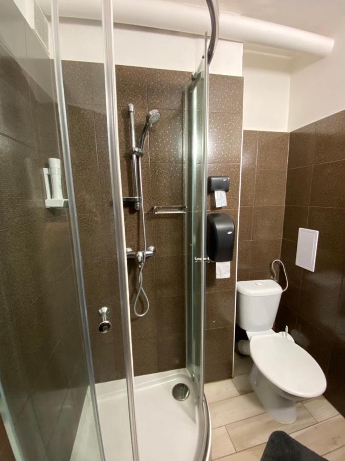 Hotel Houstka Brandýs nad Labem-Stará Boleslav エクステリア 写真