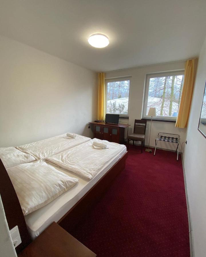 Hotel Houstka Brandýs nad Labem-Stará Boleslav エクステリア 写真